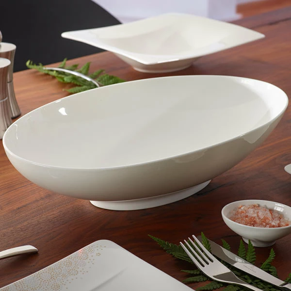 Villeroy & Boch 10-4510-3287 Modern Grace 101.5 Oz. White Bone Porcelain Oval Bowl - 6/Pack