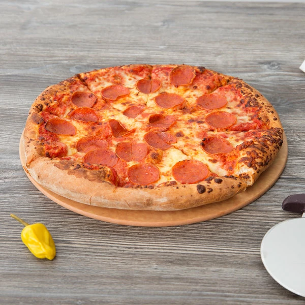 Epicurean 429-000801 8" Natural Richlite Wood Fiber Round Pizza Board
