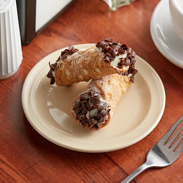 Acopa Foundations 5 1/2" Tan Narrow Rim Melamine Plate - 12/Case