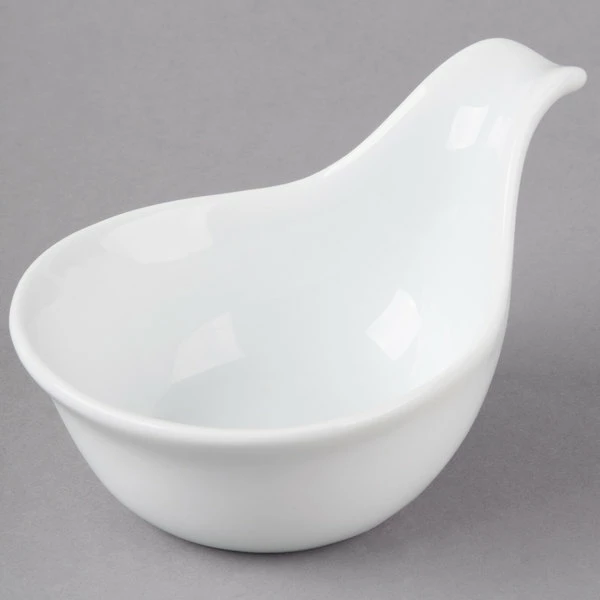 Acopa 3.5 Oz. Bright White Porcelain Asian Appetizer / Tasting Spoon - 72/Case - Image 2