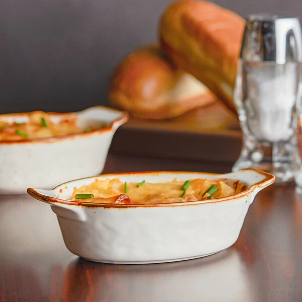 Acopa Keystone 4 Oz. Vanilla Bean Stoneware Mini Rarebit Dish - 6/Case